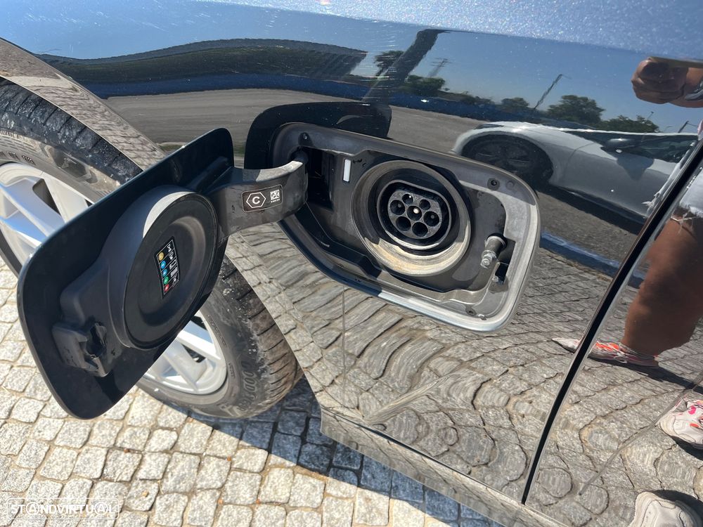 BMW 320 e Corporate Edition Auto - 24