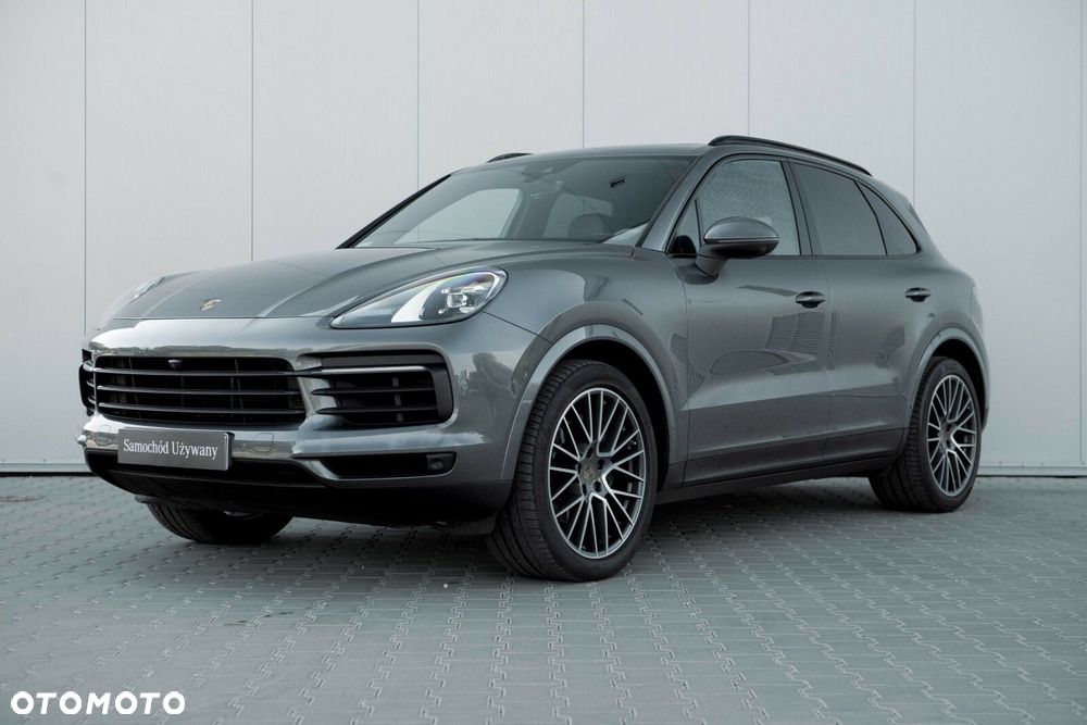 Porsche Cayenne - 2