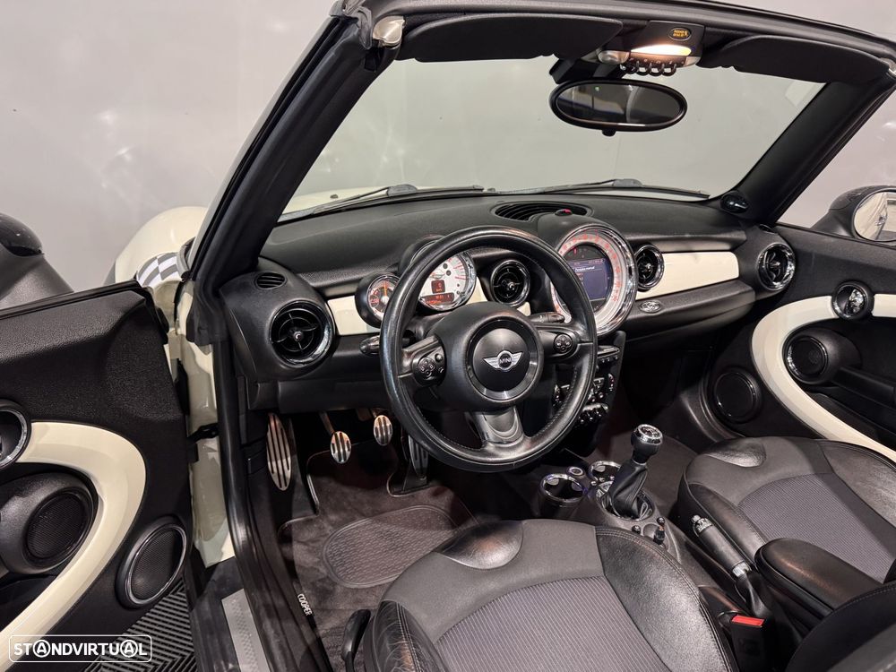 MINI Cabrio Cooper S - 19