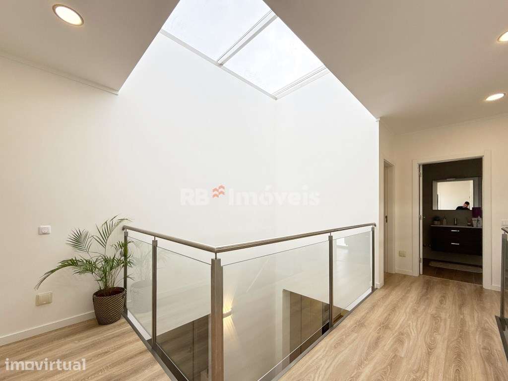 Moradia T3+1 c//Garagem e Logradouro - Entroncamento - Grande imagem: 3/53