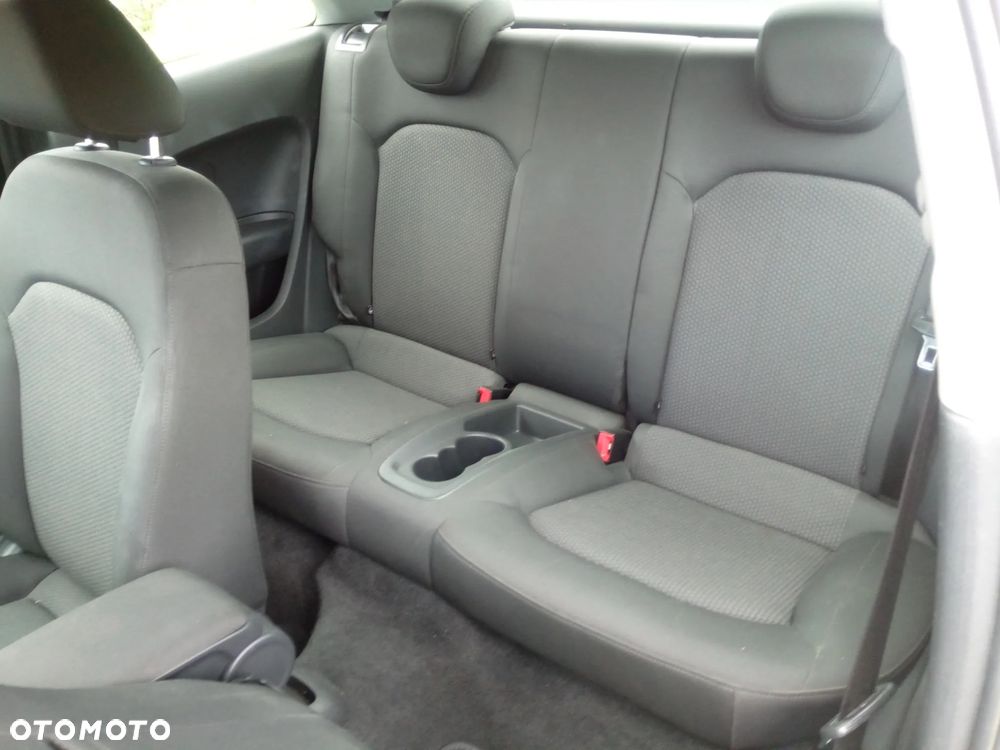 Audi A1 3-drzwiowe 1.6 TDI Ambition S tronic - 11