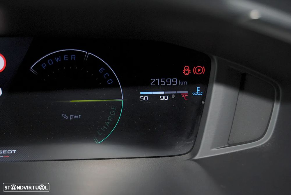 Peugeot 2008 1.2 Hybrid Allure e-DCS6 - 35