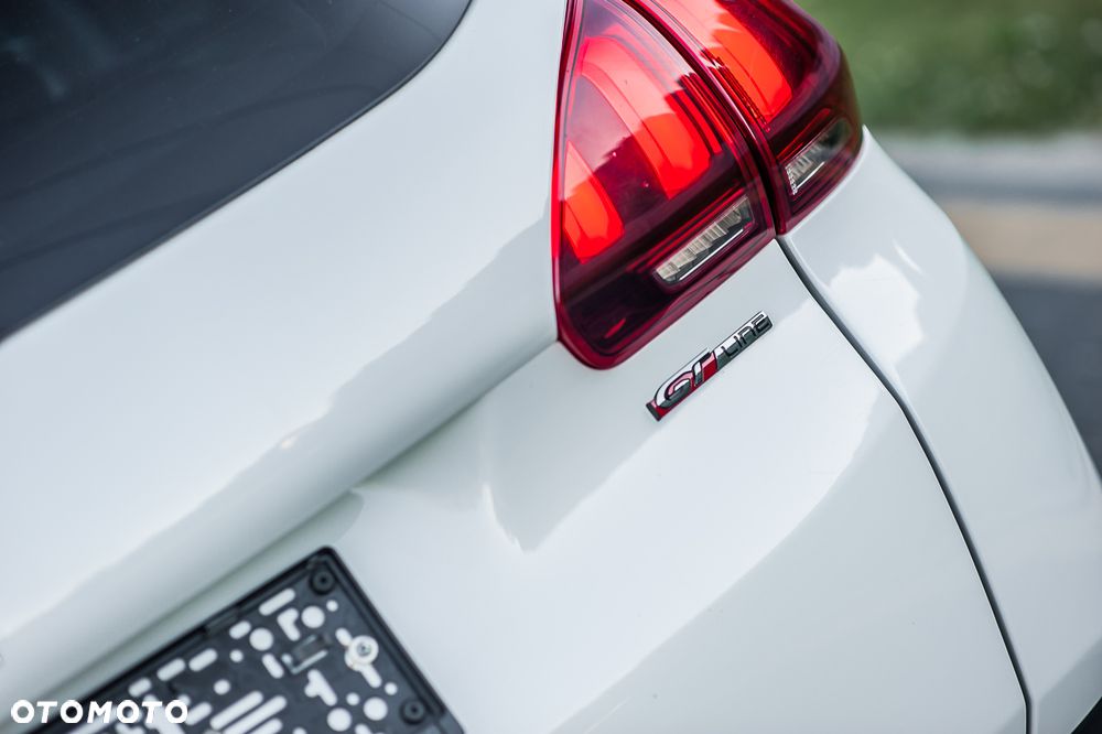 Peugeot 2008 BlueHDi FAP 120 STOP & START GT-Line Edition - 39