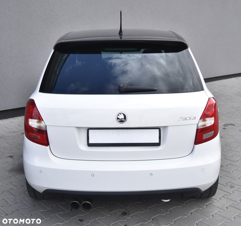 Skoda Fabia 1.4 TSI DSG RS - 11