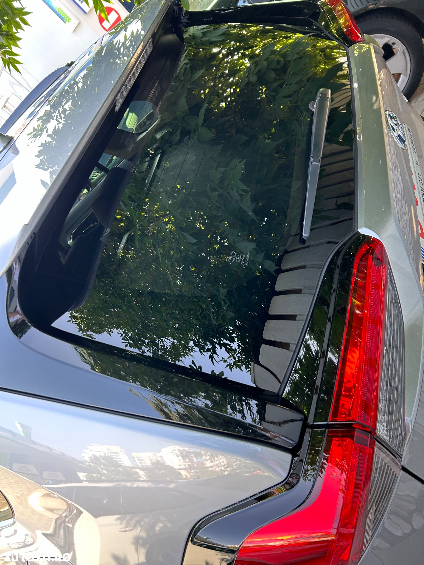 Toyota RAV4 - 13