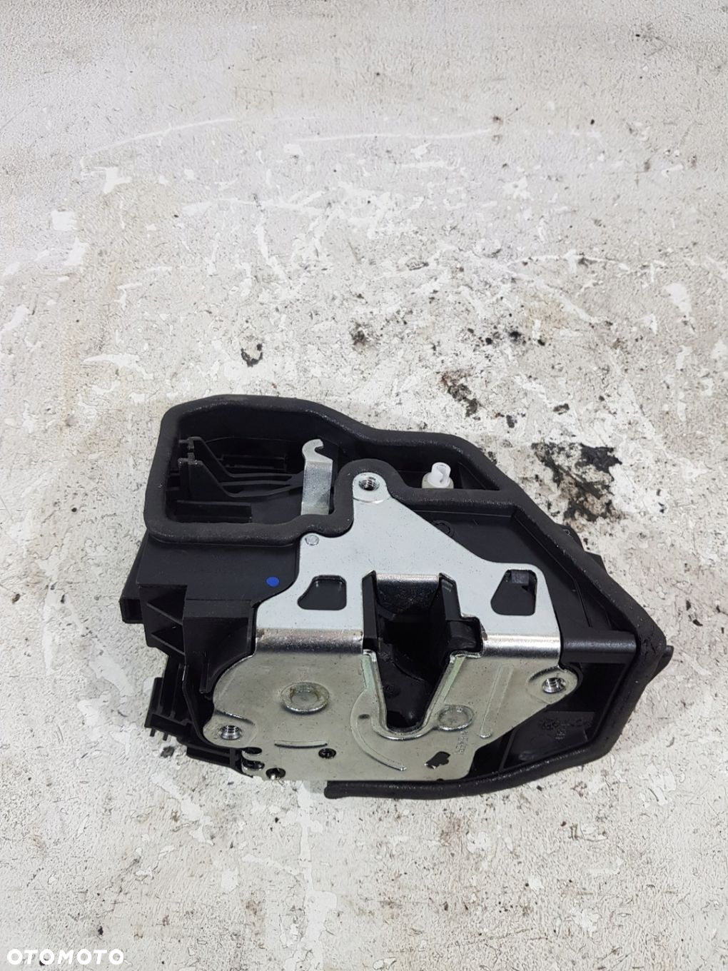 ZAMEK DRZWI PRAWY PRZÓD 7229458 BMW E90 E91 LCI EUR 4PIN - 6