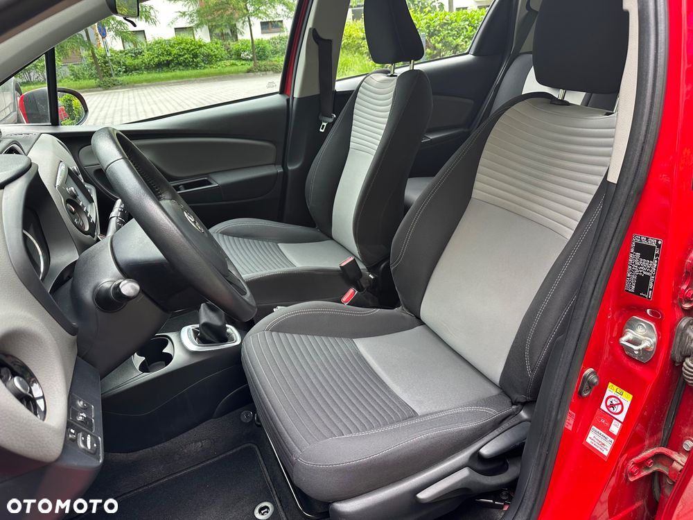 Toyota Yaris 1.5 Premium - 11