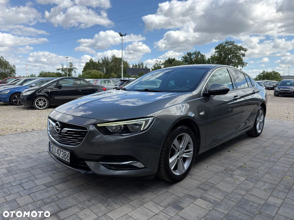 Opel Insignia 1.5 T Exclusive S&S - 20