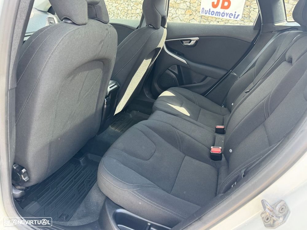 Volvo V40 1.6 D2 Kinetic - 15