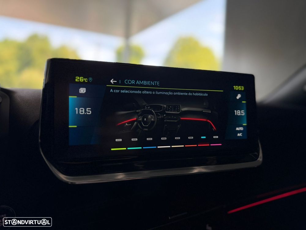 Peugeot e-2008 50 kWh GT - 38