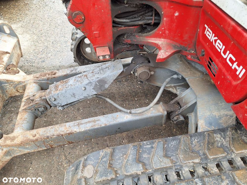 Takeuchi Tb 235-2 - 21
