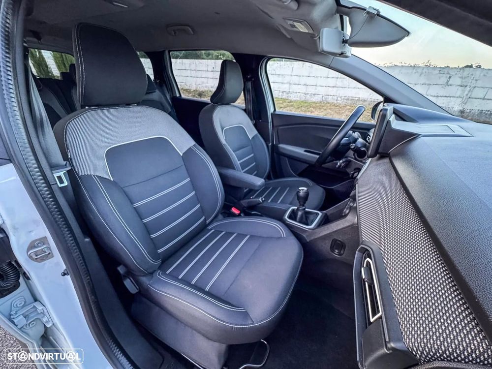 Dacia Jogger 1.0 ECO-G Expression 7L Bi-Fuel - 13