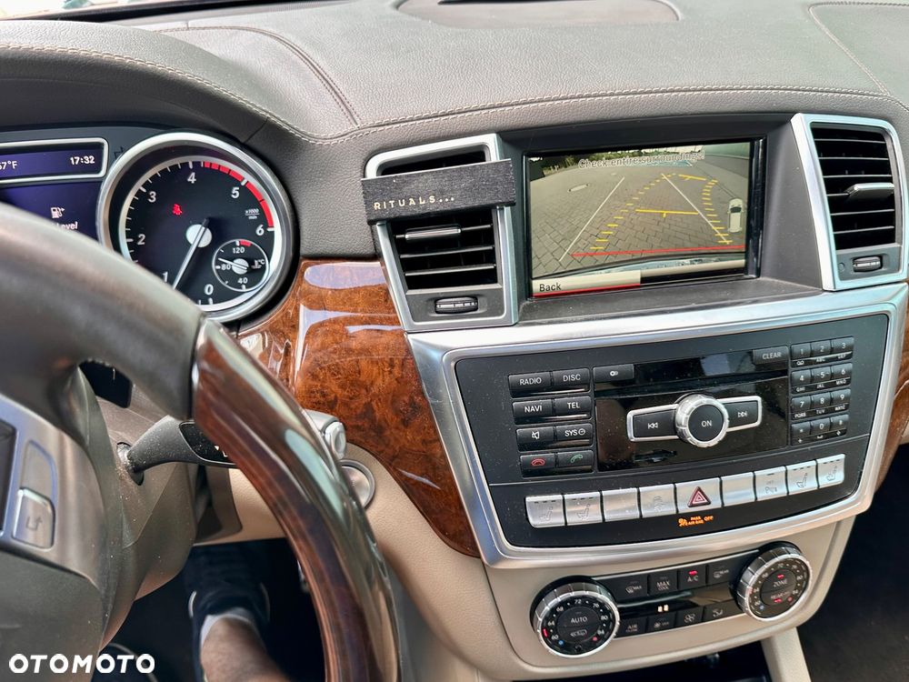 Mercedes-Benz GL 350 BlueTEC 4-Matic - 20