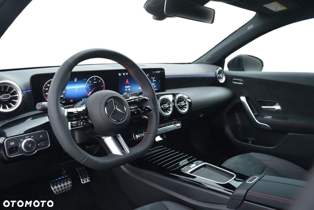 Mercedes-Benz Klasa A 200 d AMG Line 8G-DCT - 7