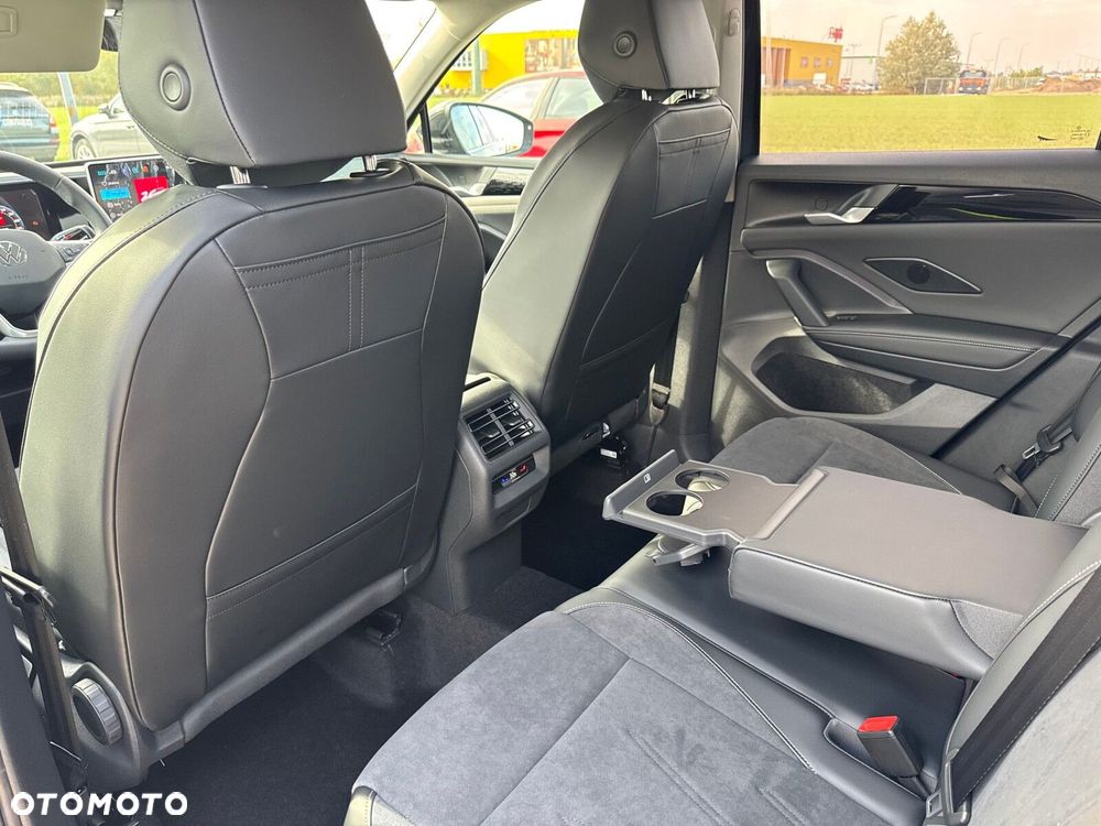 Volkswagen Tiguan - 24