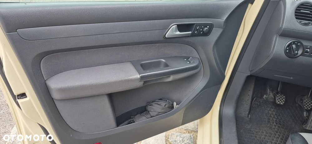 Volkswagen Caddy Maxi Comfortline - 11
