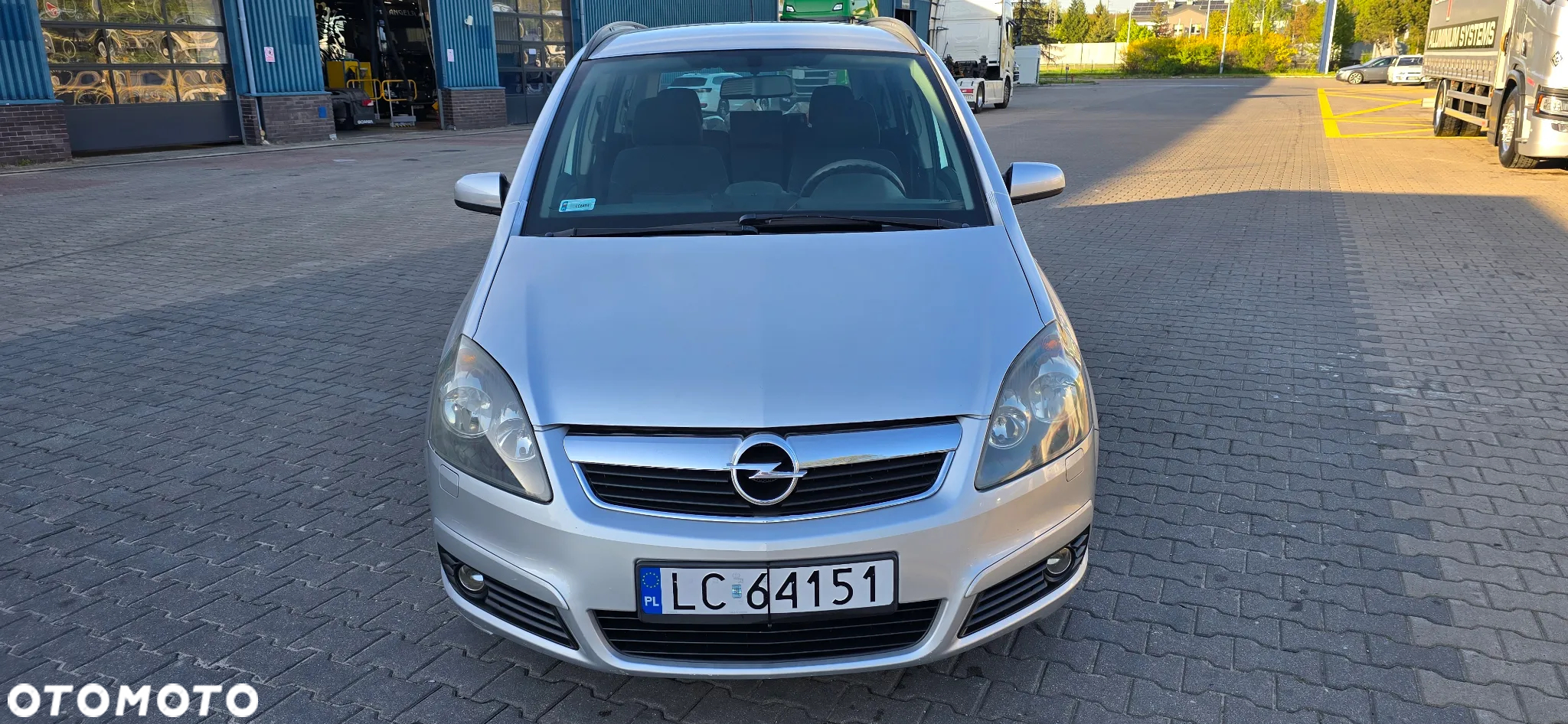 Opel Zafira - 17