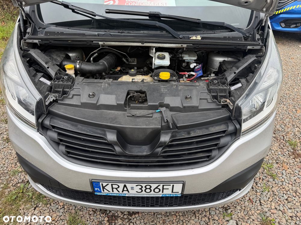Renault Trafic - 32