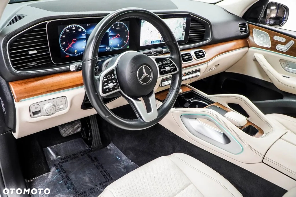 Mercedes-Benz GLE - 10