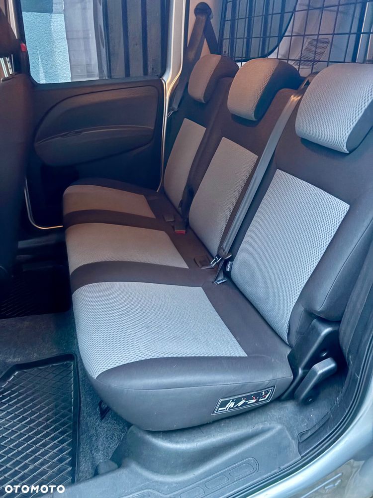 Fiat Doblo 1.4 16V Dynamic - 9