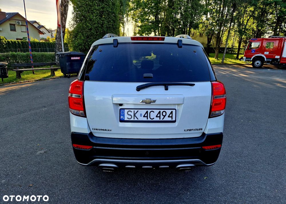 Chevrolet Captiva 2.2 D LT+ - 13