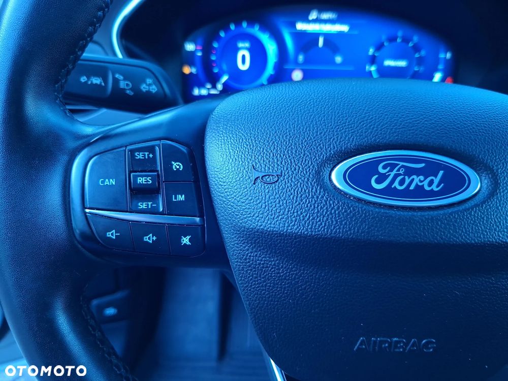 Ford Focus 1.0 EcoBoost Hybrid TITANIUM X - 16