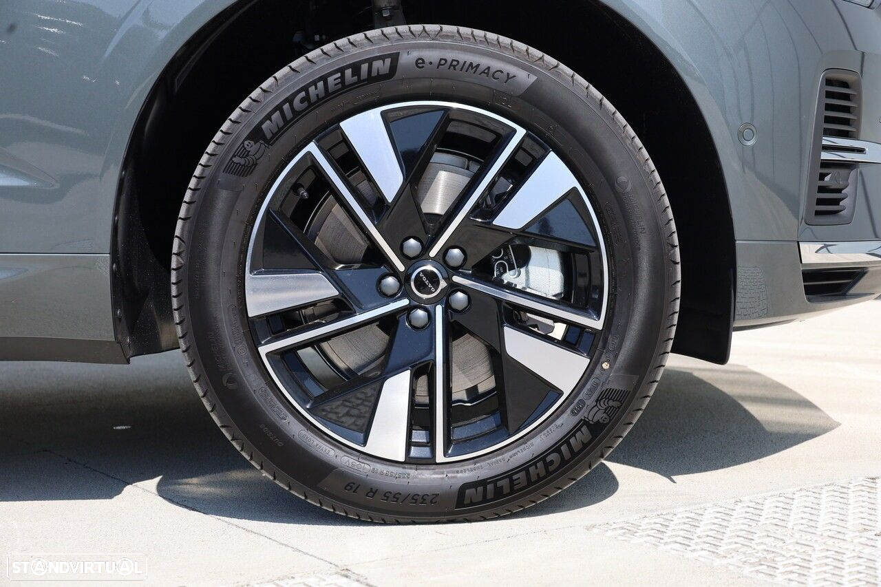 Volvo XC 60 2.0 T6 PHEV Plus Bright AWD - 31