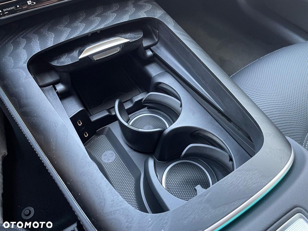 Mercedes-Benz Klasa E 220 d mHEV 4-Matic AMG 9G-Tronic - 29