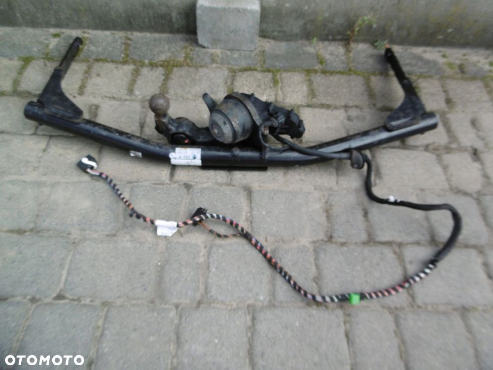 vw passat b8 3g9 kombi - hak holowniczy oris - 1