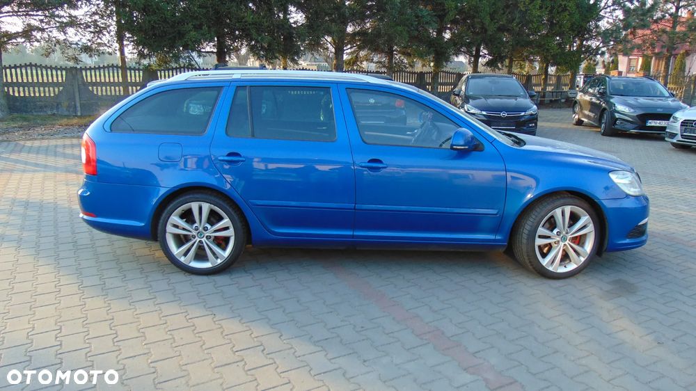 Skoda Octavia 2.0 TDI CR DPF RS - 6