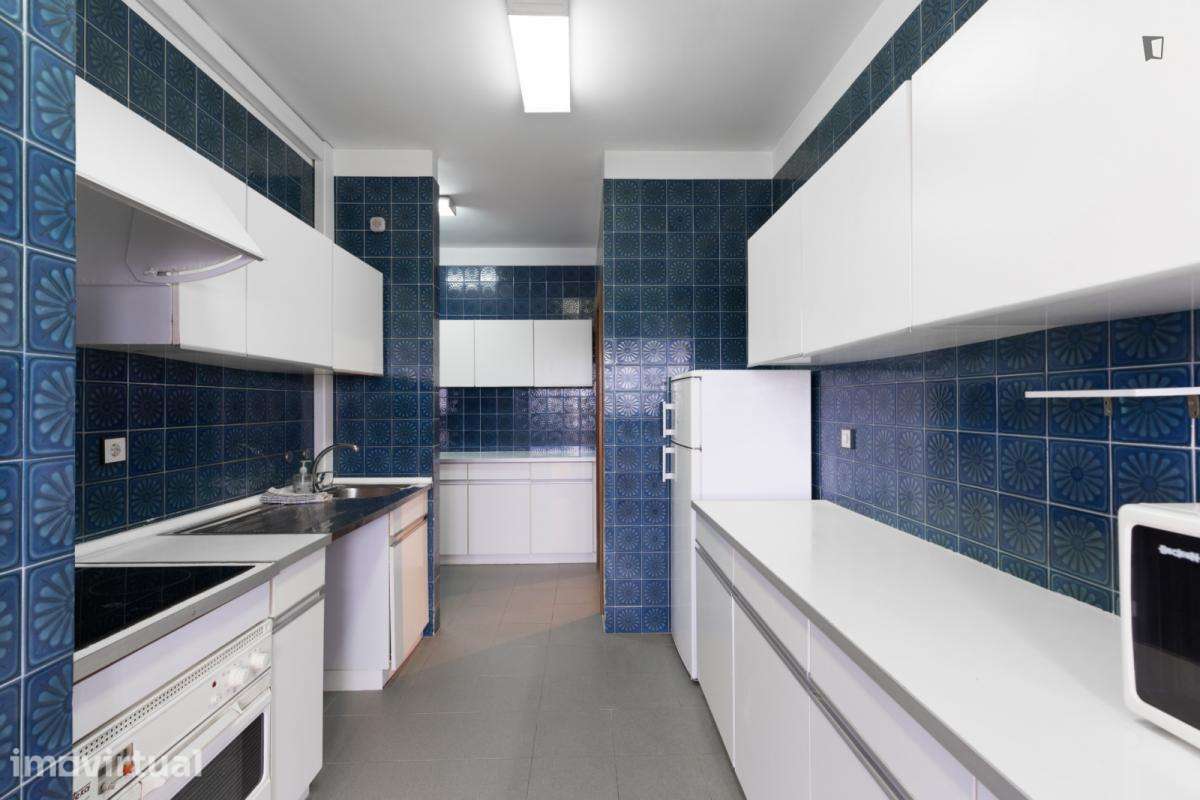 Quarto - localizado em Paranhos Porto - Grande imagem: 4/18