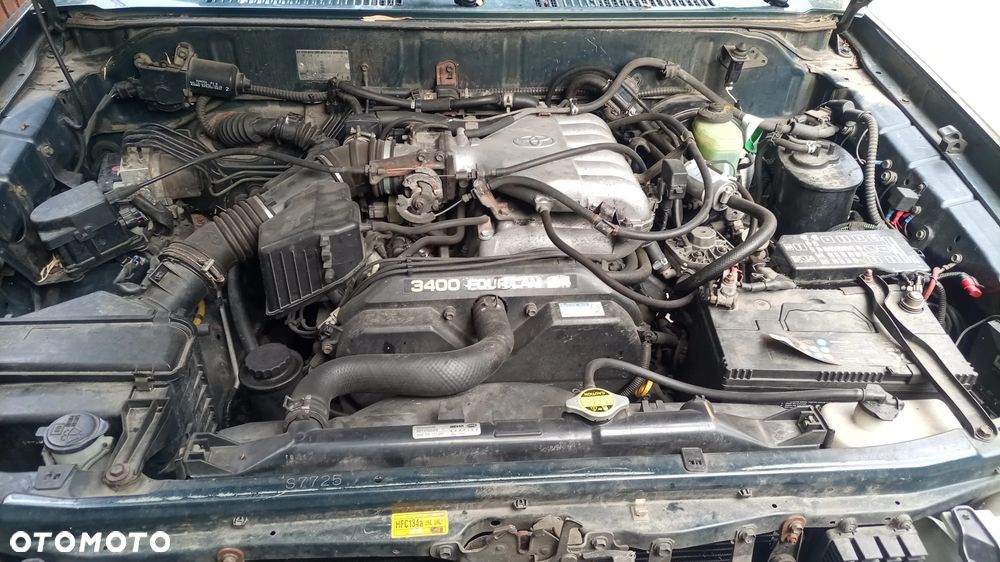 Toyota Land Cruiser - 24