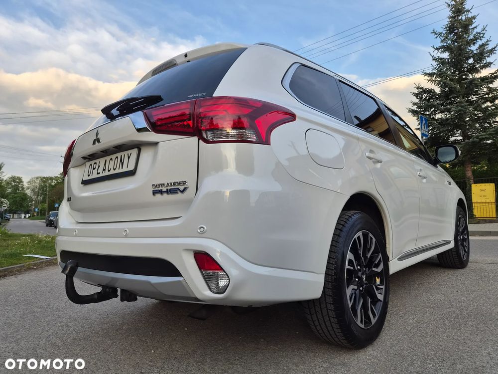 Mitsubishi Outlander - 20