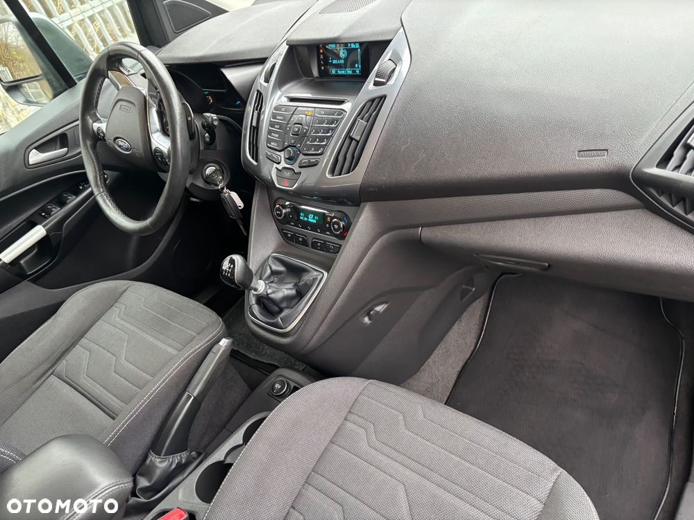 Ford Tourneo Connect Grand 1.5 TDCi Start/Stop Titanium - 19