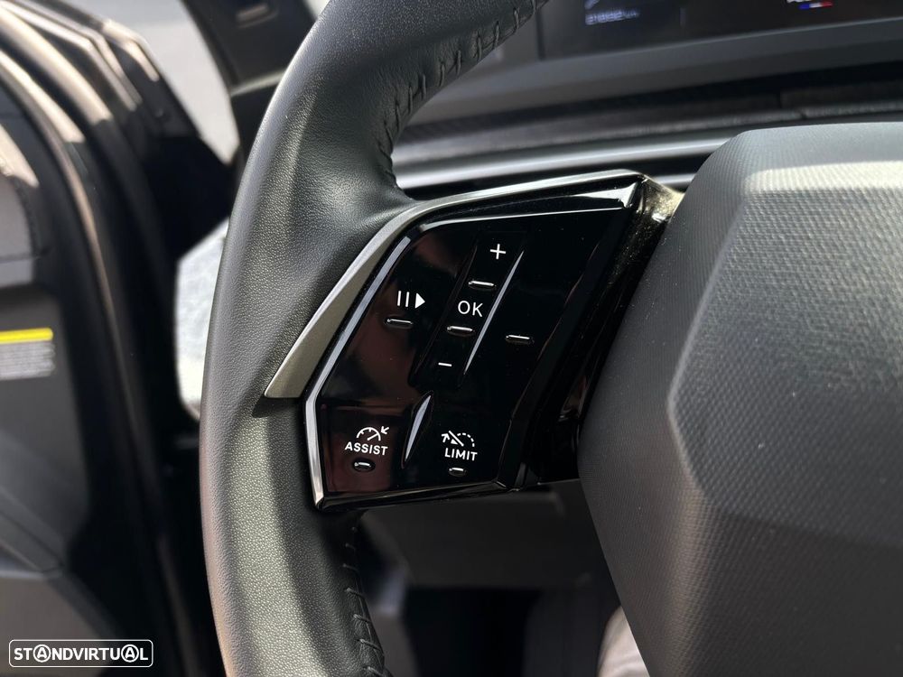 Peugeot 3008 1.2 Hybrid Allure e-DCS6 - 16