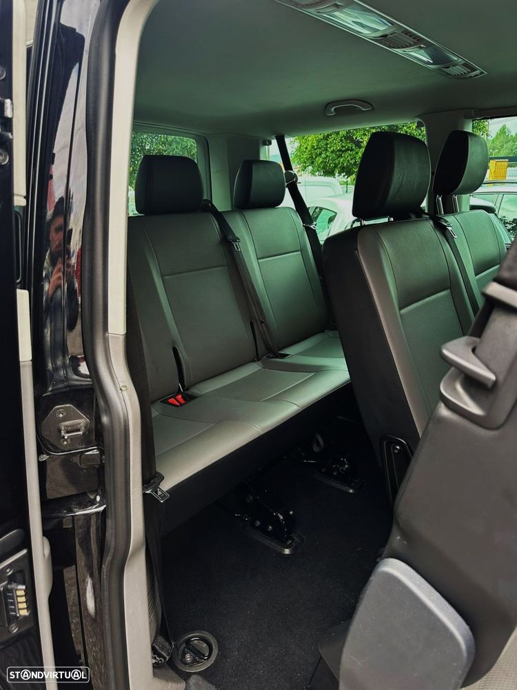 VW Caravelle 2.0 TDI Comfortline - 13