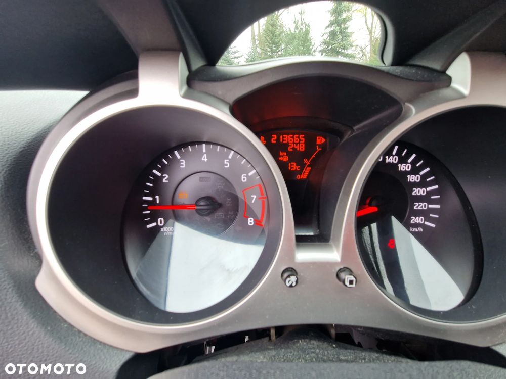 Nissan Juke 1.6 Visia - 8