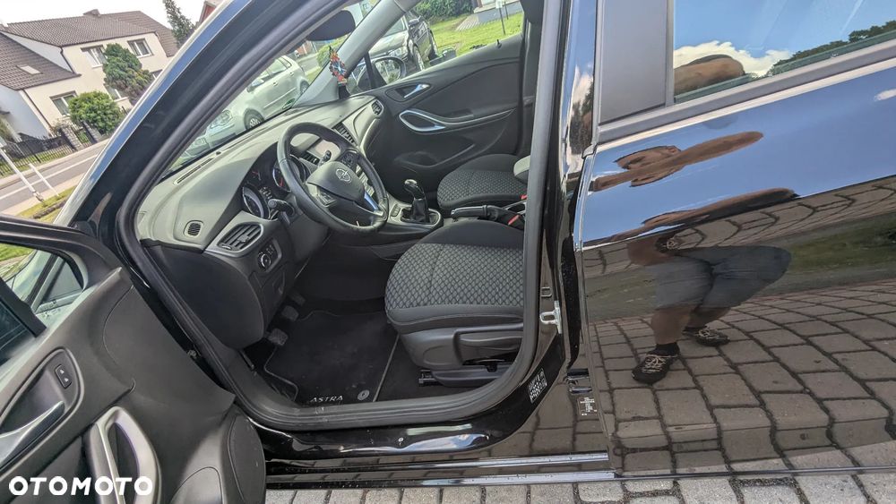 Opel Astra 1.2 T Edition S&S - 15