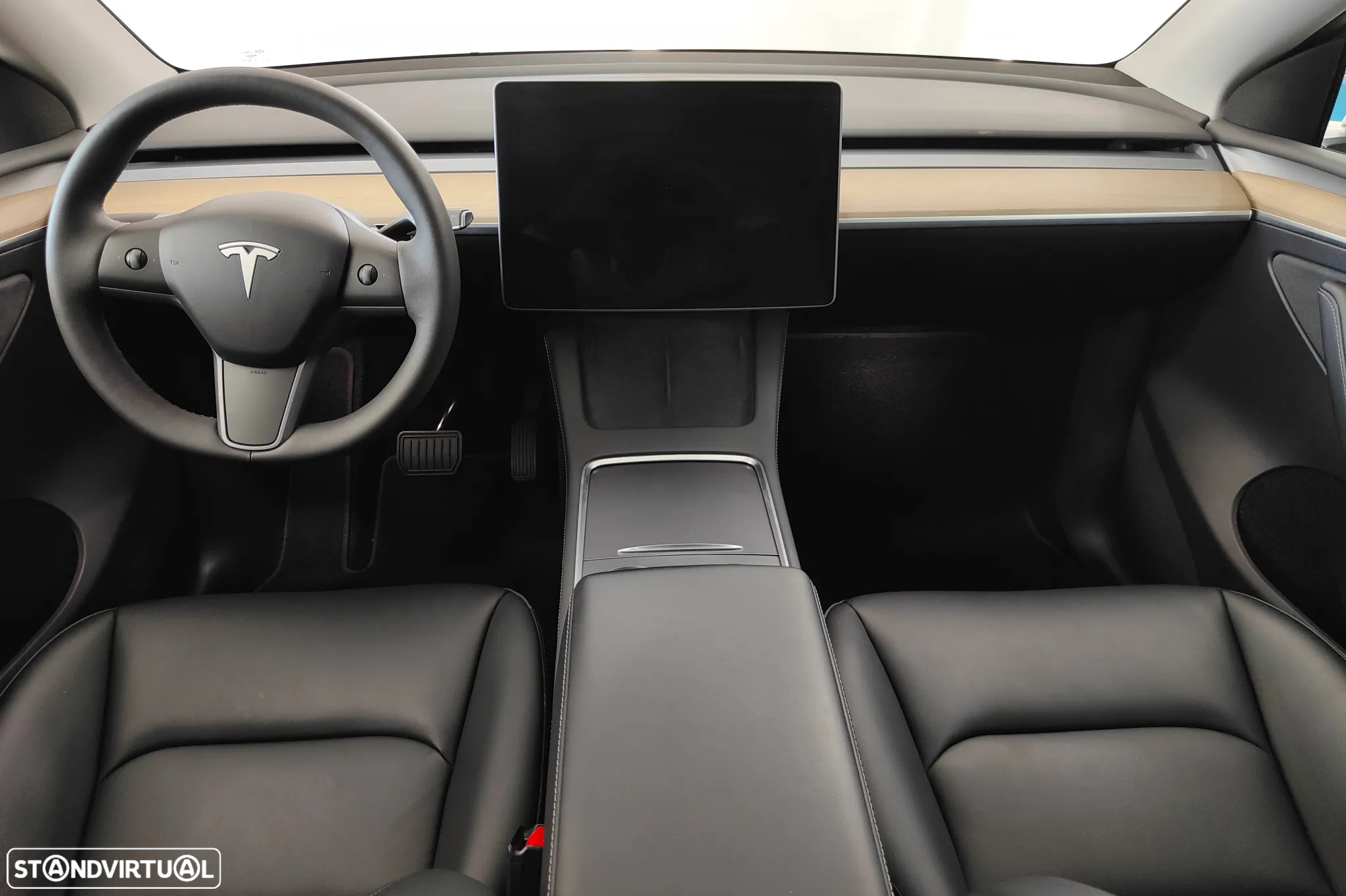 Tesla Model Y Tração Traseira - 43