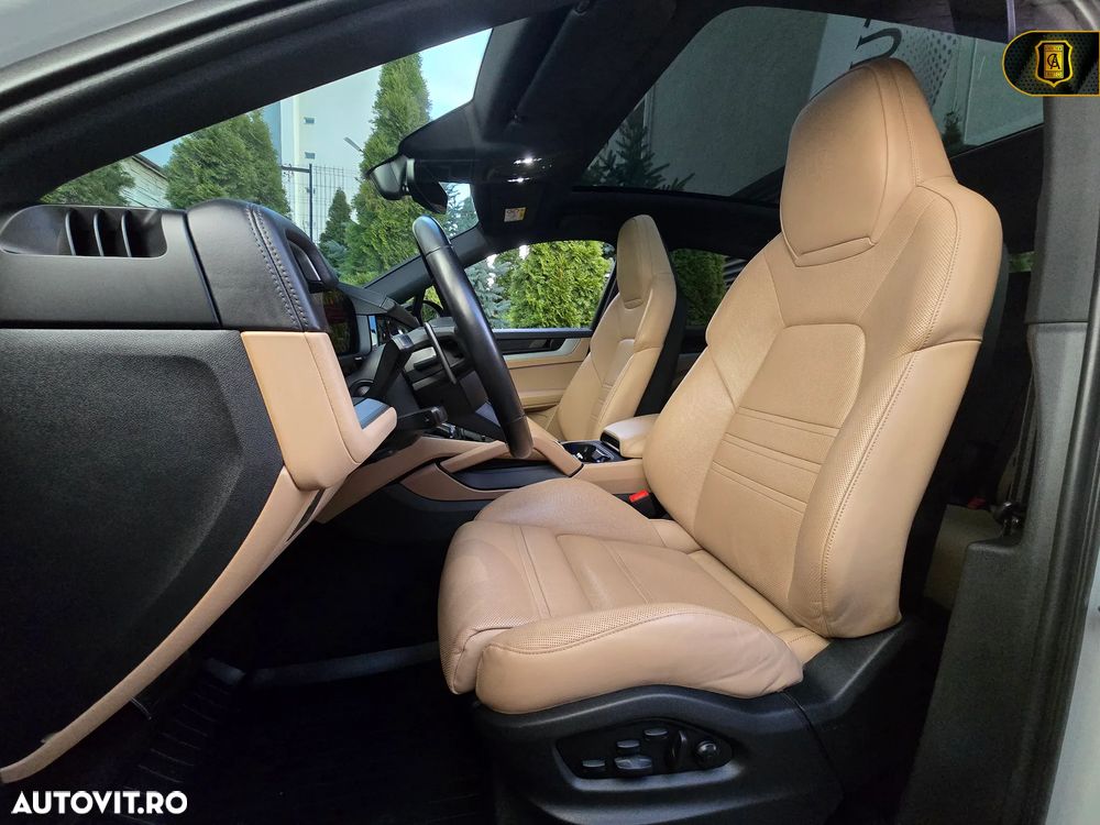 Porsche Cayenne Coupe - 3