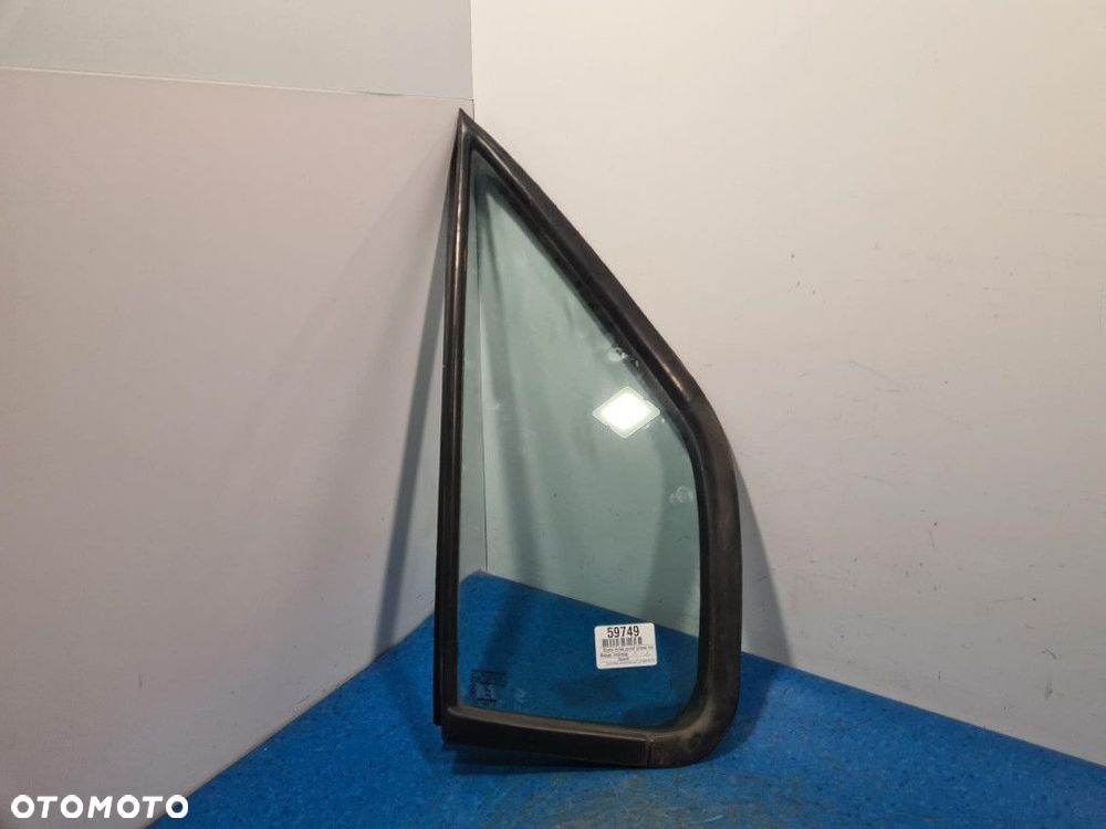 NISSAN INTERSTAR SZYBA DRZWI PRZÓD PRAWA MAŁA - 1