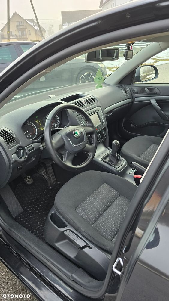 Skoda Octavia 1.6 Mint - 5