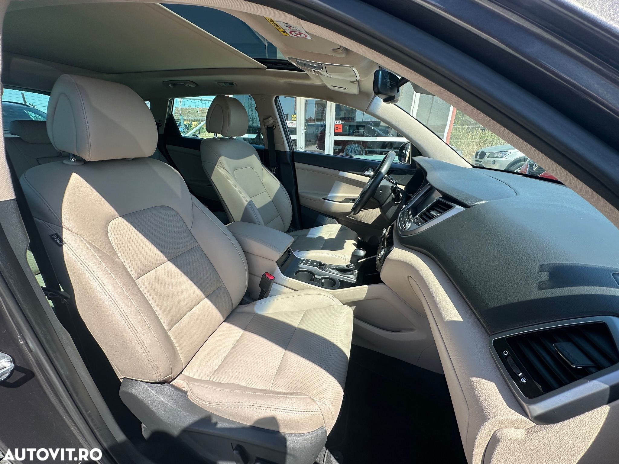 Hyundai Tucson 2.0 CRDI 4WD Automatik Premium - 7