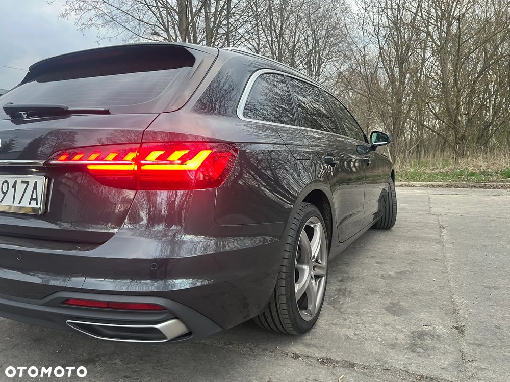 Audi A4 Avant 40 TDI S tronic - 24