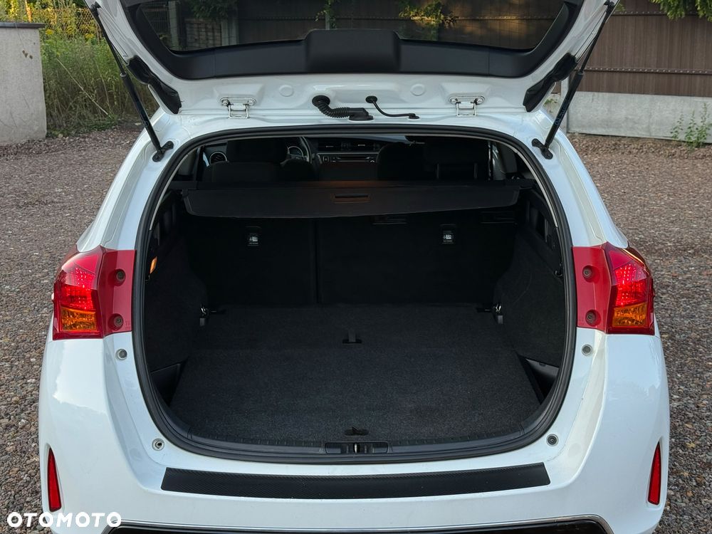 Toyota Auris 1.6 Valvematic Edition - 20