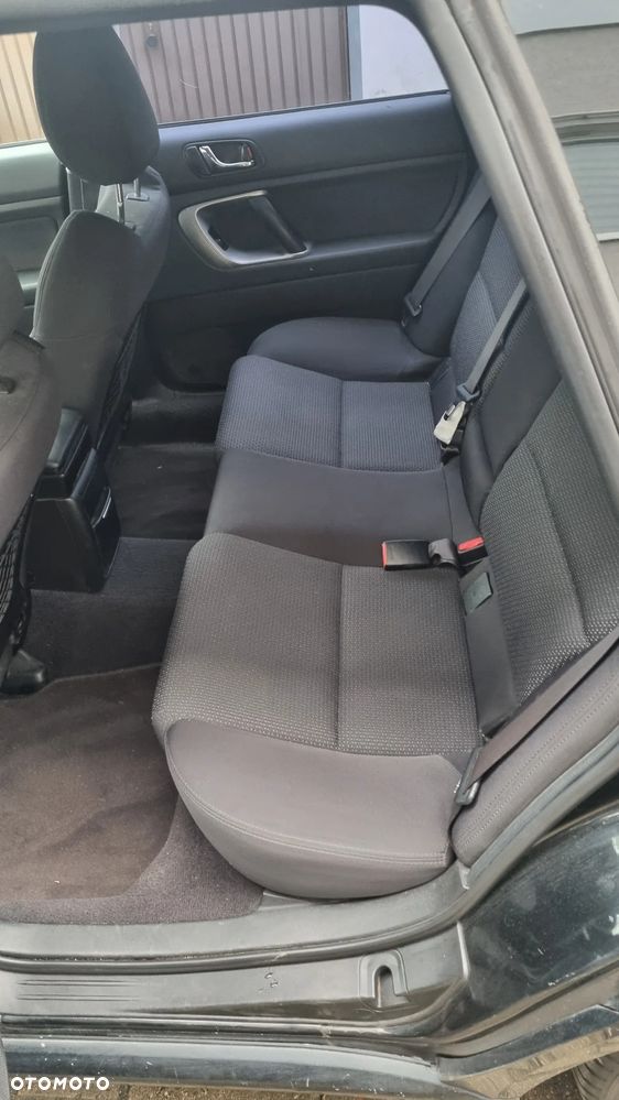 Subaru Legacy 2.0R Active - 5