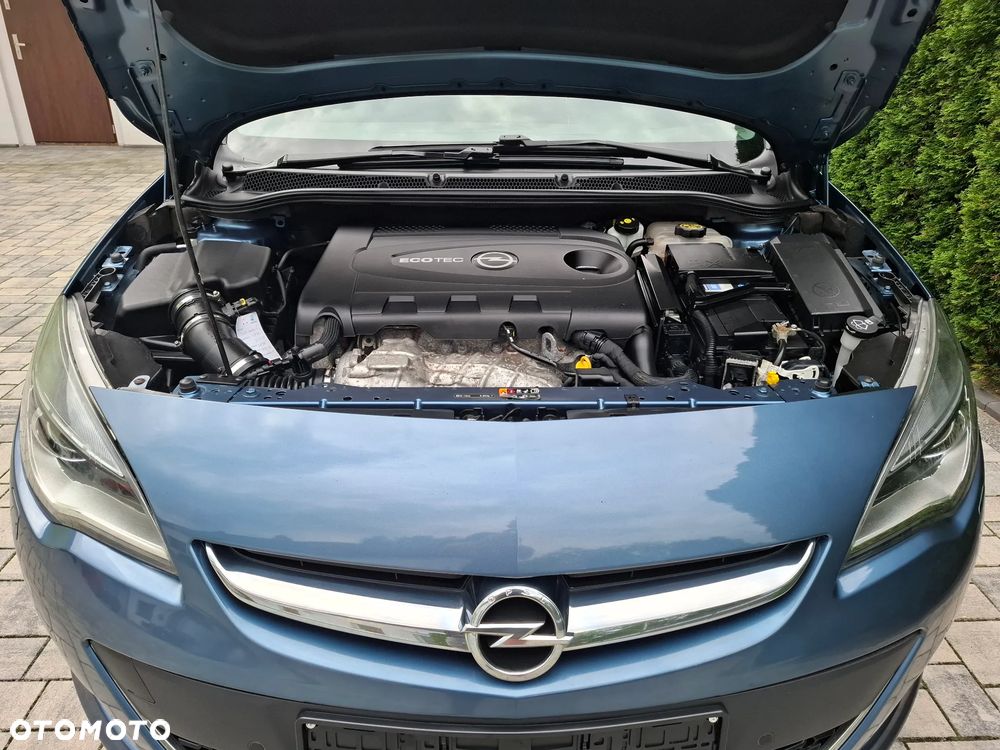Opel Astra 2.0 CDTI Exklusiv - 24