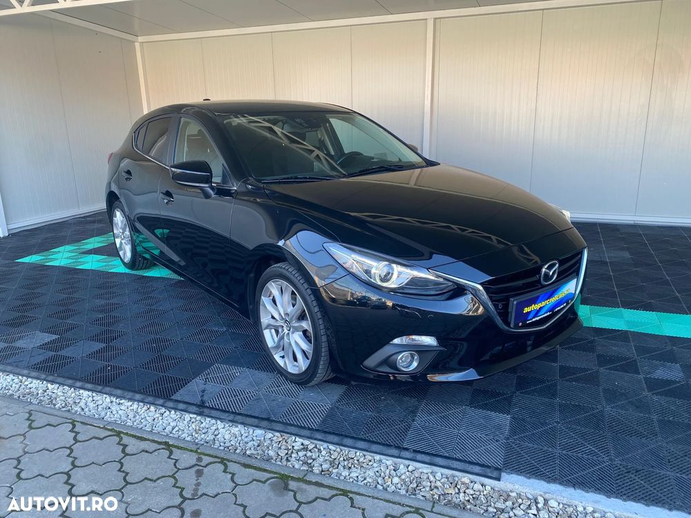 Mazda 3 - 10