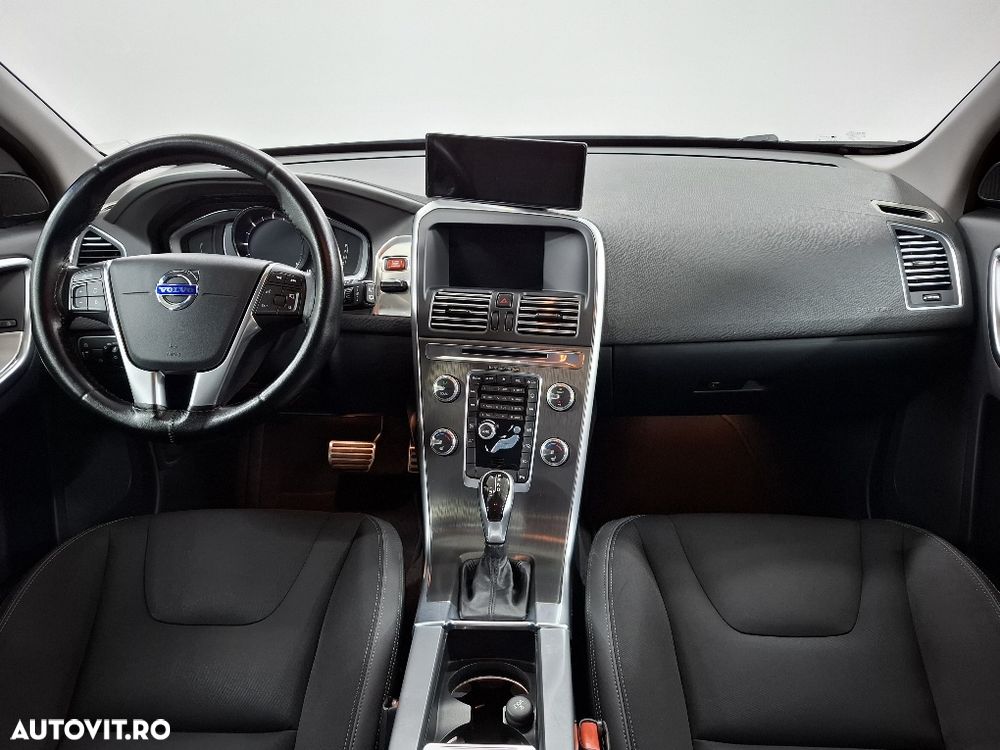 Volvo XC 60 D4 VEA Start-Stop Momentum - 3