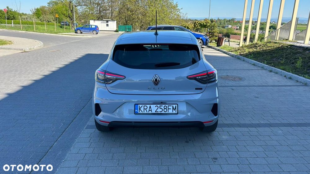 Renault Clio - 6